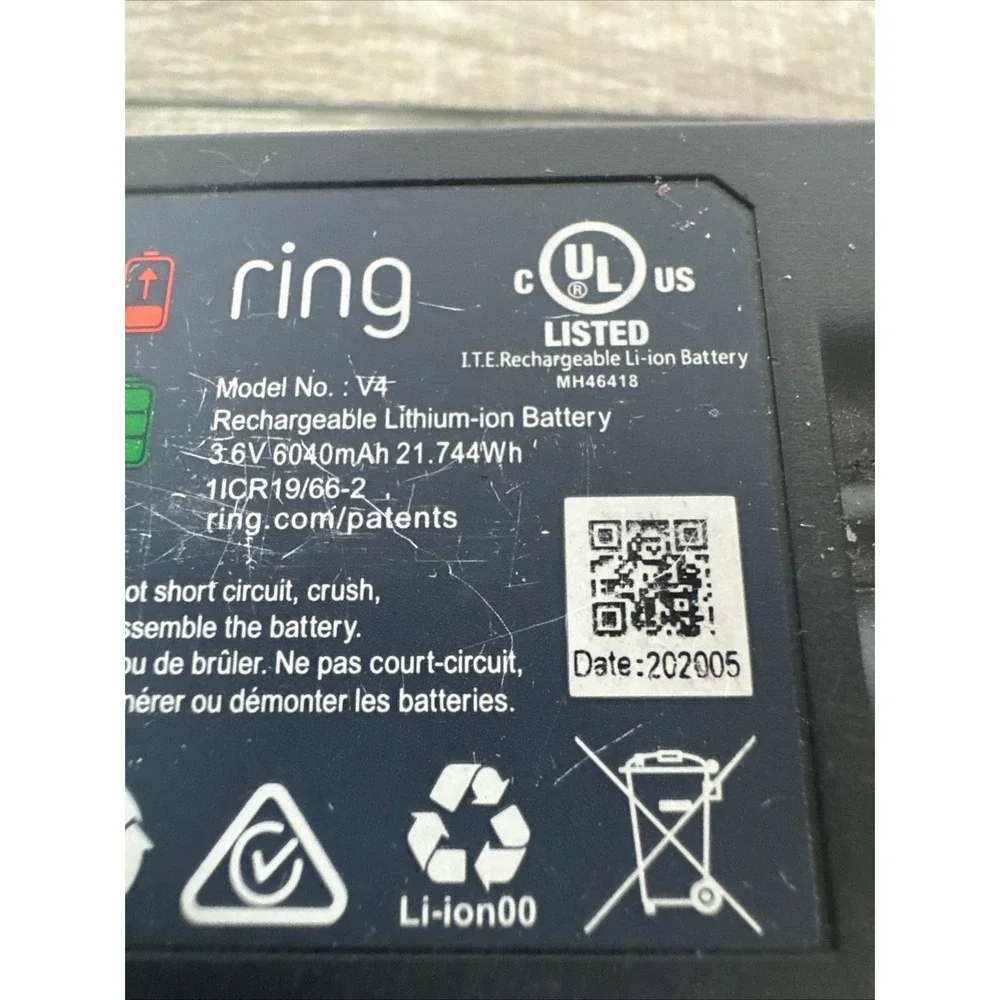 Ring - Quick Release Rechargeable Battery V4 No Power Cord Used (104)